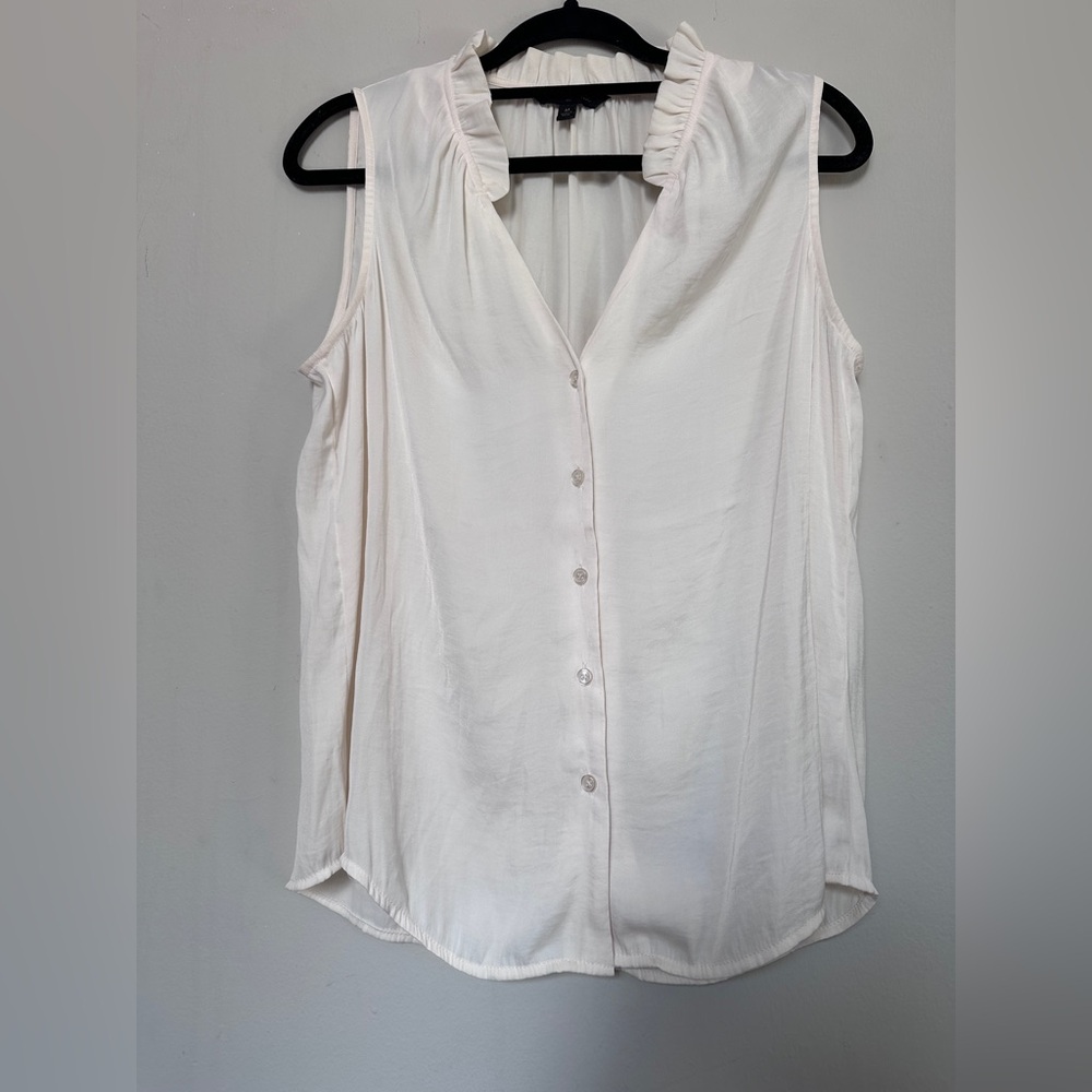 Banana Republic Cream Sleeveless Ruffle-Trim Button Front Blouse